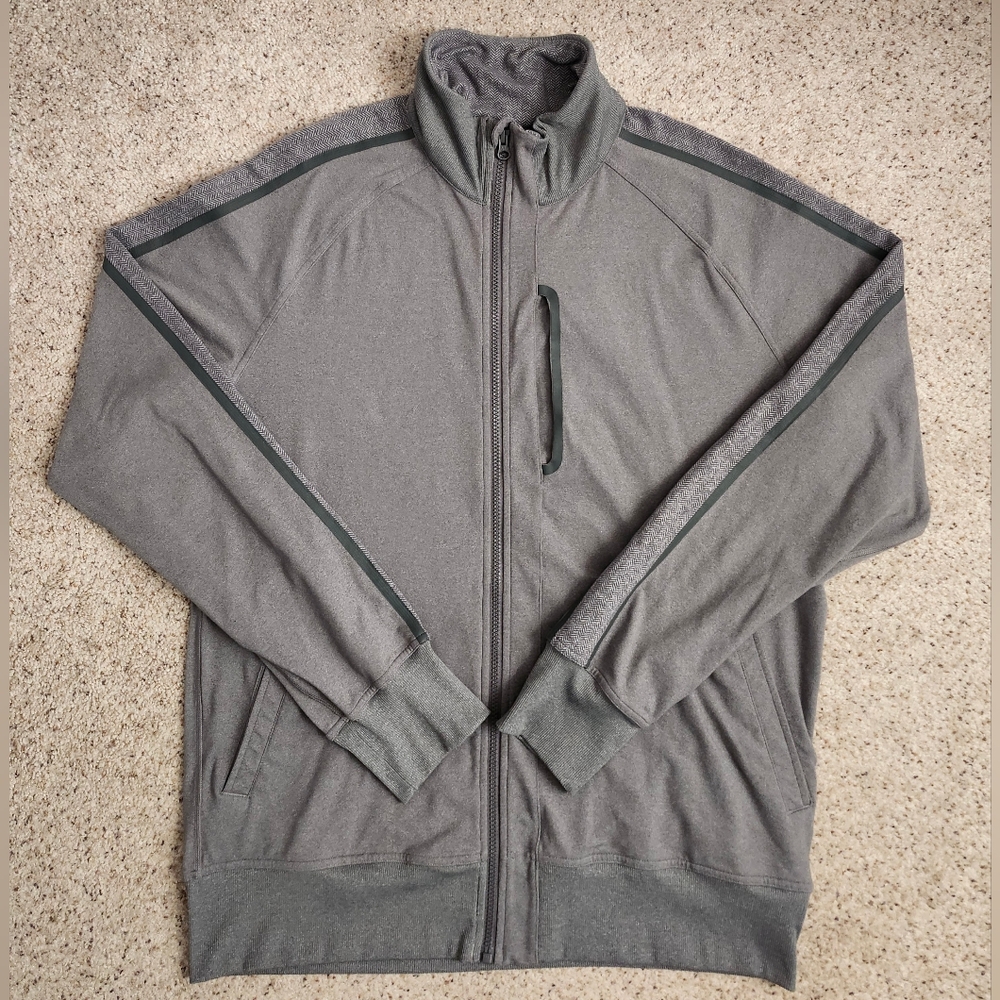 Lululemon Athletic Men's Gray Performance Jacket